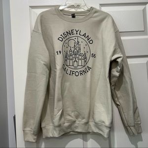 ❌SOLD❌NWT Disneyland Sweater - Unisex M